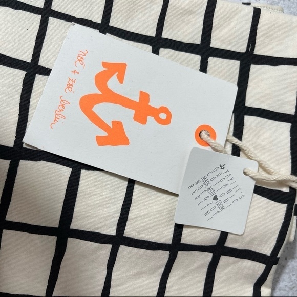 NOE & ZOE BERLIN Blanket Baby Black Grid NWT - Picture 3 of 6